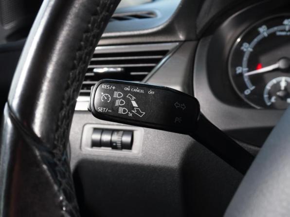 Skoda Rapid I Рестайлинг с пробегом 2018 года, цена 1 248 000 рублей, 100889 км, лифтбек, Автокод Объявления