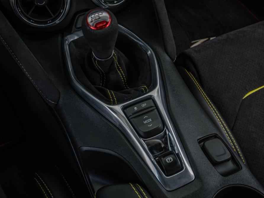 Chevrolet Camaro VI Рестайлинг Ставрополь  - изображение 11