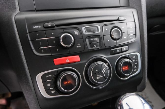Citroen C4 II с пробегом 2012 года, цена 649 000 рублей, 157000 км, хэтчбек, Автокод Объявления