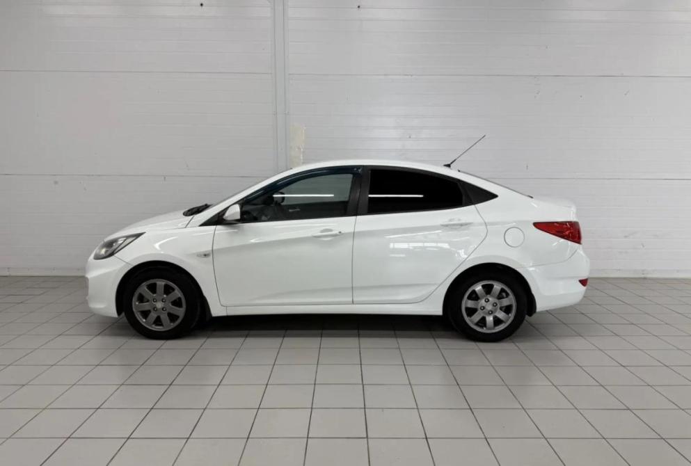 Hyundai Solaris I Астрахань  - изображение 9