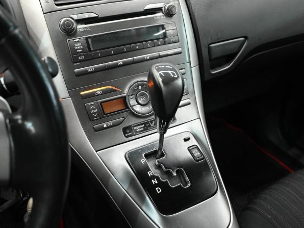 Toyota Auris I с пробегом 2007 года, цена 700 000 рублей, 184551 км, хэтчбек, Автокод Объявления