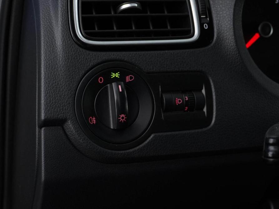 Volkswagen Polo V Рестайлинг Москва  - изображение 15