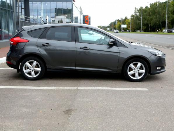 Ford Focus III Рестайлинг с пробегом 2015 года, цена 951 000 рублей, 147000 км, хэтчбек, Автокод Объявления