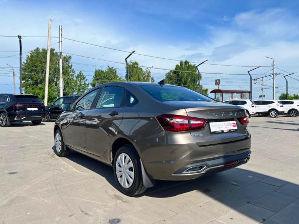 Lada (ВАЗ) Vesta I Рестайлинг (NG) с пробегом 2025 года, цена 1 465 000 рублей, 9541 км, седан, Автокод Объявления