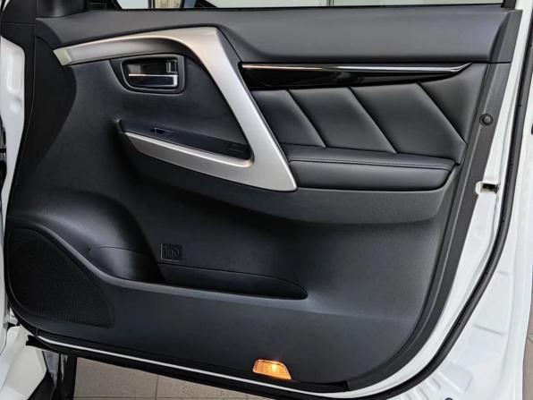 Mitsubishi Pajero Sport III с пробегом 2019 года, цена 3 750 000 рублей, 87000 км, внедорожник, Автокод Объявления