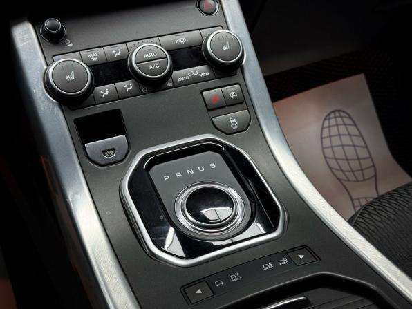 Land Rover Range Rover Evoque I Рестайлинг с пробегом 2017 года, цена 2 449 000 рублей, 138441 км, внедорожник, Автокод Объявления