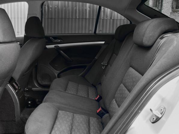 Skoda Octavia II (A5) Рестайлинг с пробегом 2013 года, цена 910 000 рублей, 128376 км, лифтбек, Автокод Объявления