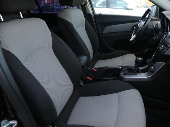 Chevrolet Cruze I Рестайлинг с пробегом 2013 года, цена 589 000 рублей, 225000 км, хэтчбек, Автокод Объявления