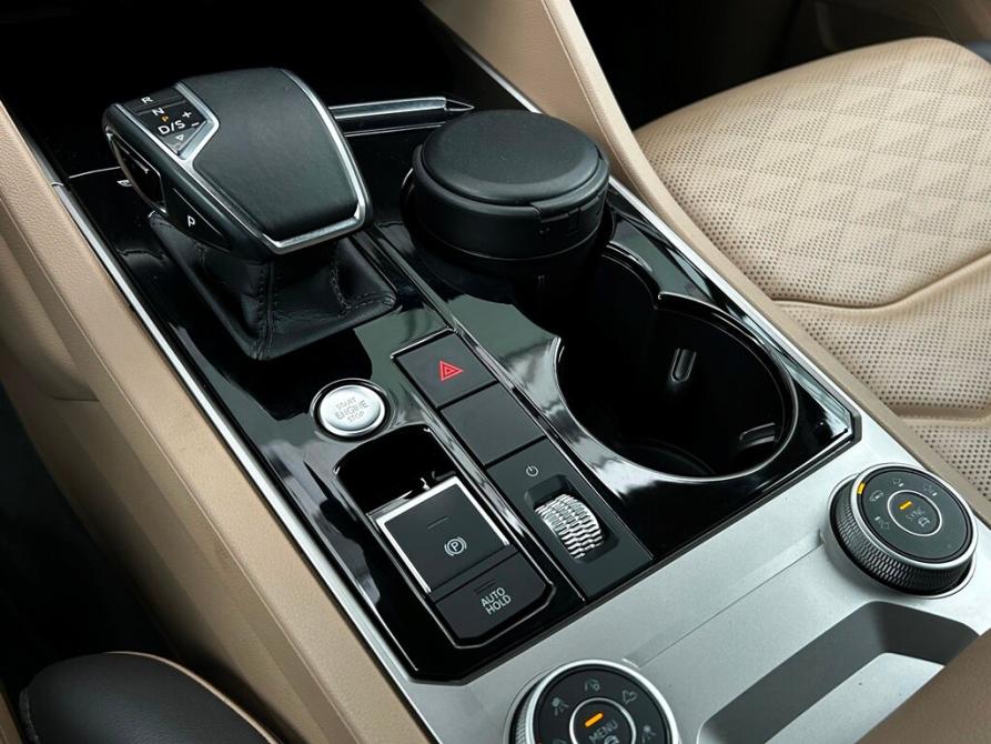 Volkswagen Touareg III Санкт-Петербург  - изображение 23