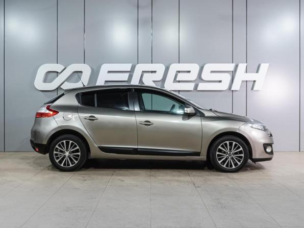 Renault Megane III Рестайлинг с пробегом 2012 года, цена 799 000 рублей, 228030 км, хэтчбек, Автокод Объявления