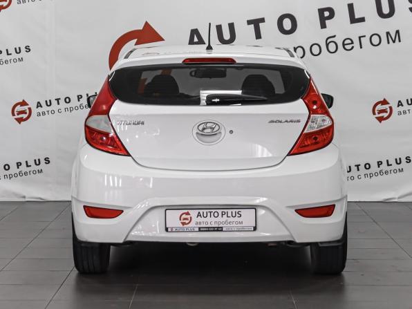 Hyundai Solaris I с пробегом 2012 года, цена 849 000 рублей, 202698 км, хэтчбек, Автокод Объявления