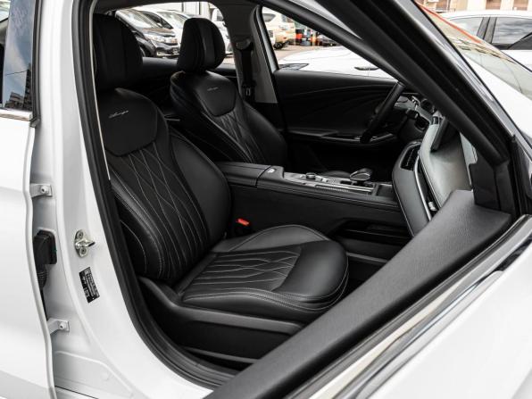 Chery Arrizo 8 с пробегом 2024 года, цена 1 998 000 рублей, 59820 км, седан, Автокод Объявления