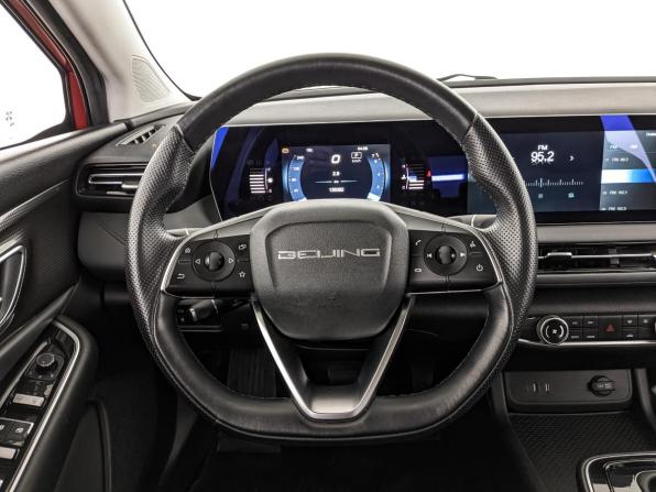 BAIC U5 Plus с пробегом 2023 года, цена 625 000 рублей, 135090 км, седан, Автокод Объявления