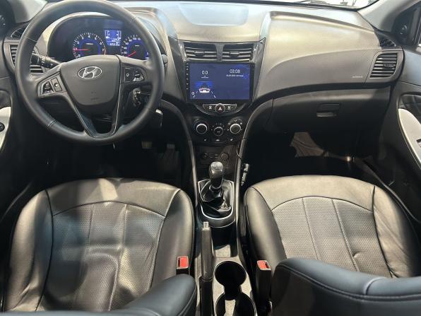 Hyundai Solaris I Рестайлинг с пробегом 2015 года, цена 644 000 рублей, 325500 км, седан, Автокод Объявления