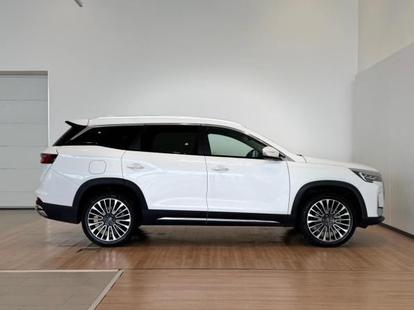 JETOUR X90 PLUS с пробегом 2023 года, цена 2 420 000 рублей, 61328 км, внедорожник, Автокод Объявления
