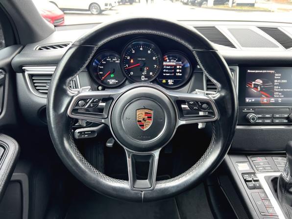 Porsche Macan I с пробегом 2018 года, цена 3 440 000 рублей, 142379 км, внедорожник, Автокод Объявления