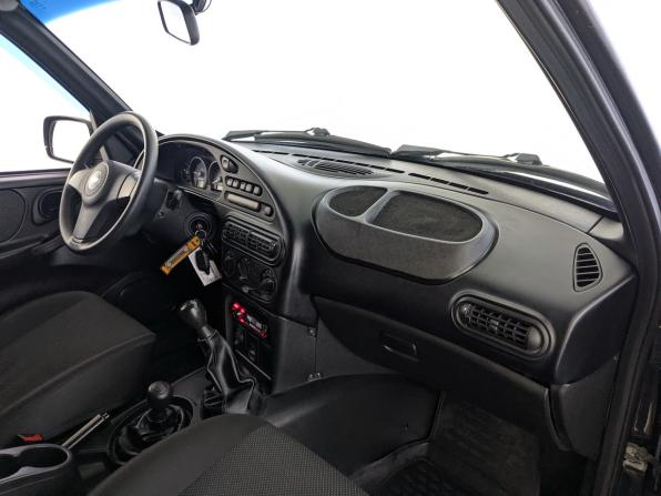 Chevrolet Niva I Рестайлинг с пробегом 2018 года, цена 720 000 рублей, 117027 км, внедорожник, Автокод Объявления