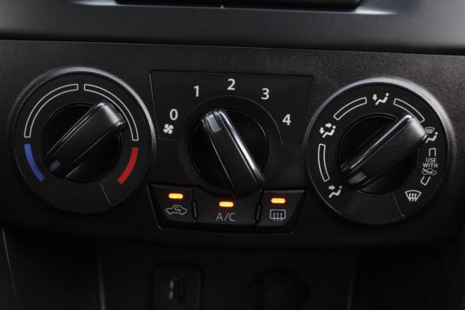 Suzuki Vitara II Рестайлинг с пробегом 2019 года, цена 1 645 000 рублей, 142017 км, внедорожник, Автокод Объявления
