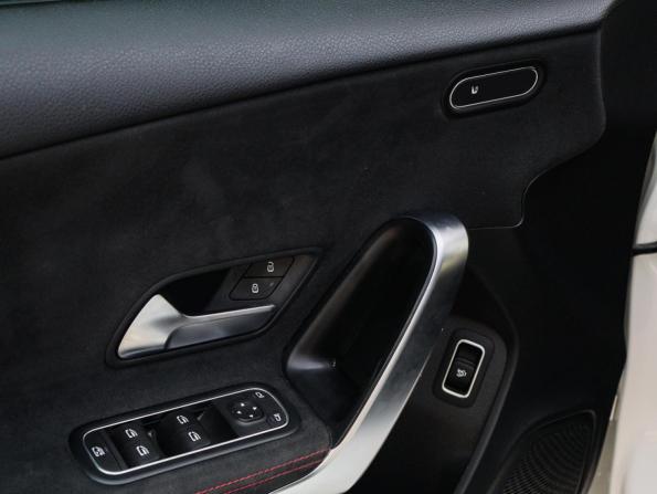 Mercedes-Benz A-Класс IV (W177) с пробегом 2019 года, цена 2 500 000 рублей, 89274 км, седан, Автокод Объявления