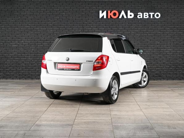 Skoda Fabia II Рестайлинг с пробегом 2013 года, цена 900 000 рублей, 153465 км, хэтчбек, Автокод Объявления