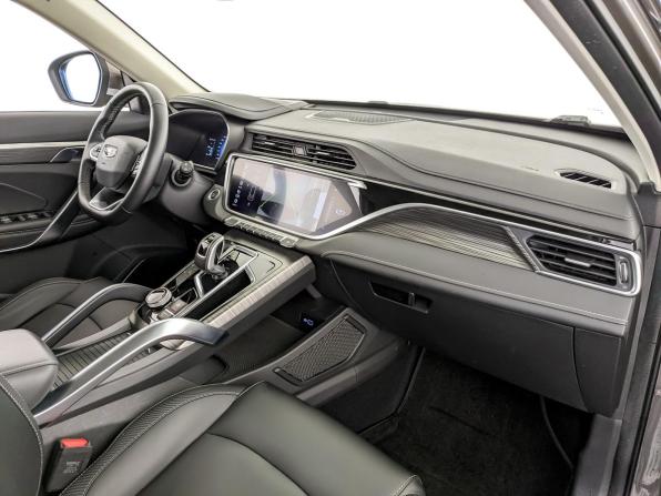 Geely Atlas Pro с пробегом 2024 года, цена 2 290 000 рублей, 39308 км, внедорожник, Автокод Объявления