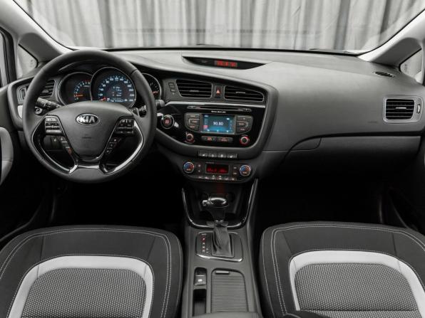 Kia Ceed II с пробегом 2013 года, цена 1 280 000 рублей, 81906 км, хэтчбек, Автокод Объявления