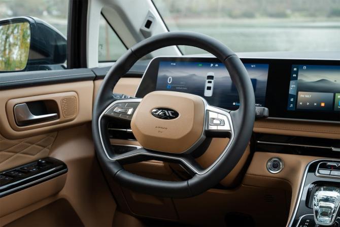 Новый JAC RF8 2026 года, цена 4 675 000 рублей, минивэн, Автокод Объявления
