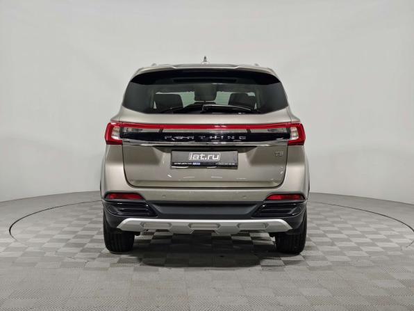 Forthing T5 I с пробегом 2024 года, цена 1 745 000 рублей, 16666 км, внедорожник, Автокод Объявления