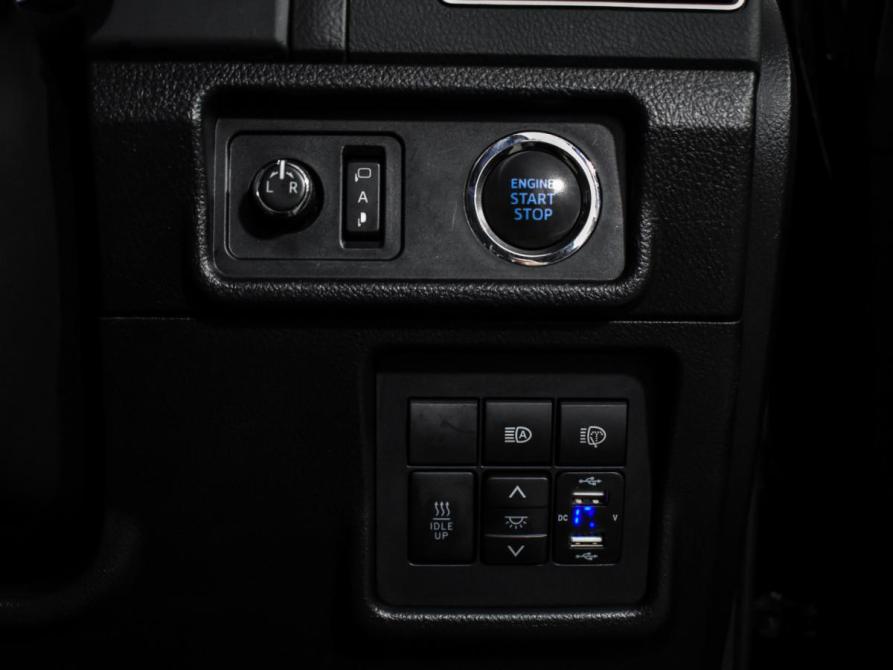 Toyota Land Cruiser Prado 150 Series Рестайлинг 2 Санкт-Петербург  - изображение 23