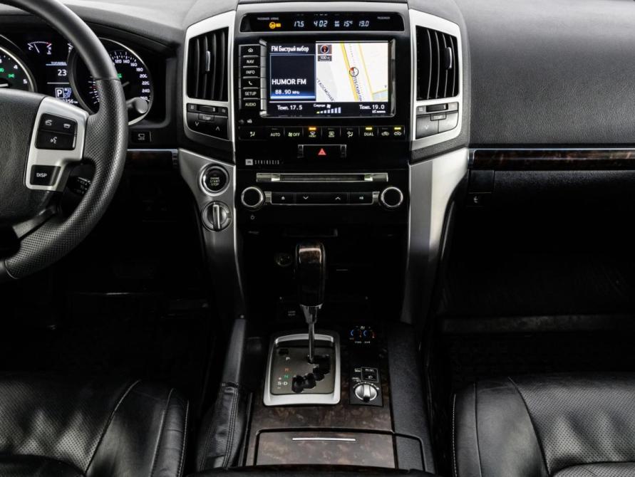 Toyota Land Cruiser 200 Series Рестайлинг 1 Санкт-Петербург  - изображение 14
