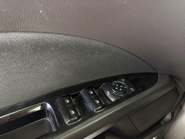 Ford Mondeo V с пробегом 2016 года, цена 1 300 000 рублей, 271239 км, седан, Автокод Объявления