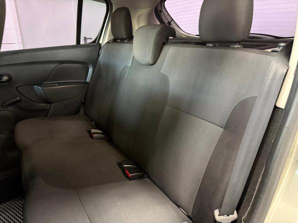 Renault Sandero II с пробегом 2015 года, цена 720 000 рублей, 152350 км, хэтчбек, Автокод Объявления