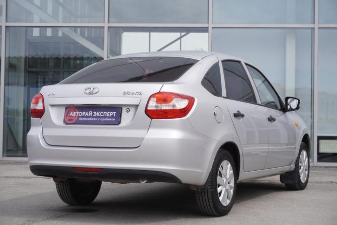 Lada (ВАЗ) Granta I с пробегом 2015 года, цена 454 000 рублей, 103245 км, лифтбек, Автокод Объявления