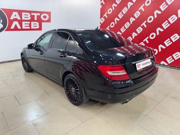 Mercedes-Benz C-Класс III (W204) Рестайлинг с пробегом 2011 года, цена 1 250 000 рублей, 233436 км, седан, Автокод Объявления