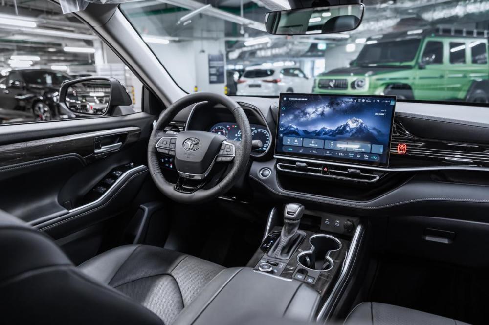 Toyota Highlander IV (XU70) Москва  - изображение 8