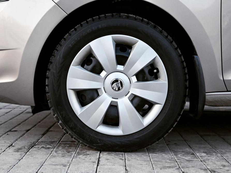 Skoda Rapid I Рестайлинг Екатеринбург  - изображение 19