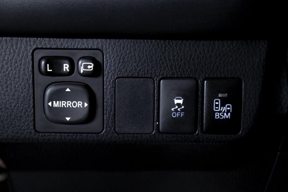 Toyota RAV4 IV (XA40) Тюмень  - изображение 22