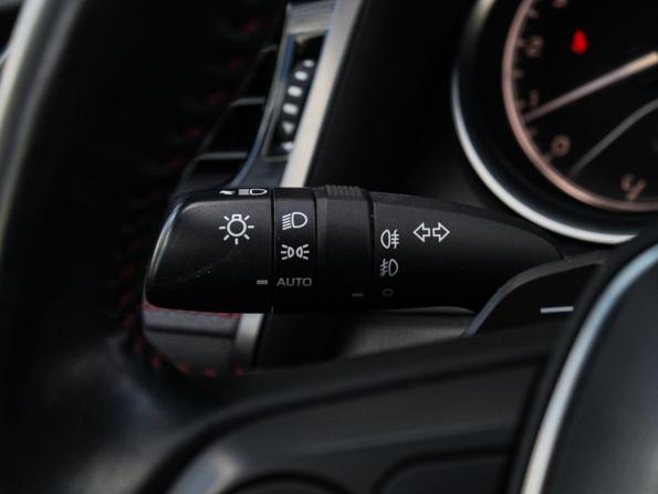 Toyota Camry VIII (XV70) Рестайлинг с пробегом 2021 года, цена 3 499 000 рублей, 79150 км, седан, Автокод Объявления