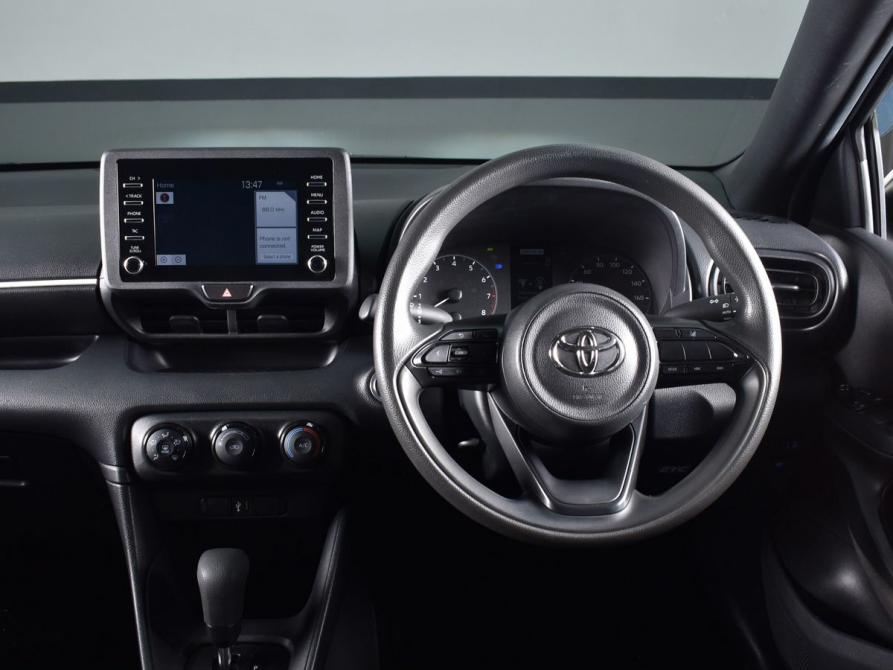 Toyota Yaris IV Кемерово  - изображение 8
