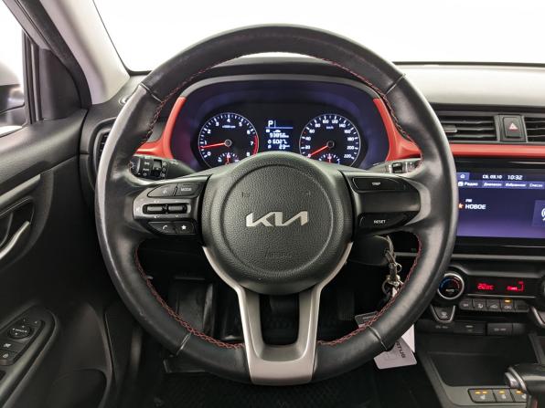 Kia Rio IV Рестайлинг с пробегом 2021 года, цена 1 650 000 рублей, 89200 км, седан, Автокод Объявления