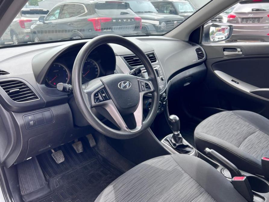 Hyundai Solaris I Рестайлинг Ростов-на-Дону  - изображение 9