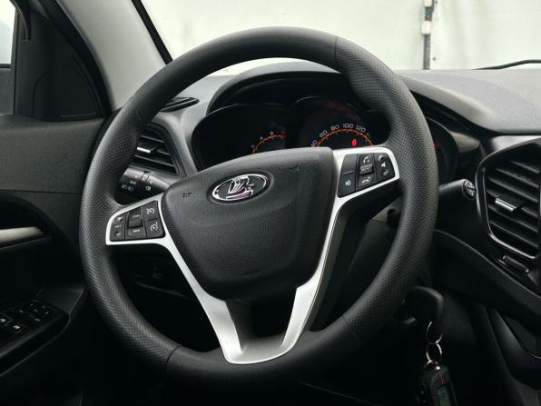 Lada (ВАЗ) Vesta I с пробегом 2019 года, цена 870 000 рублей, 156509 км, седан, Автокод Объявления