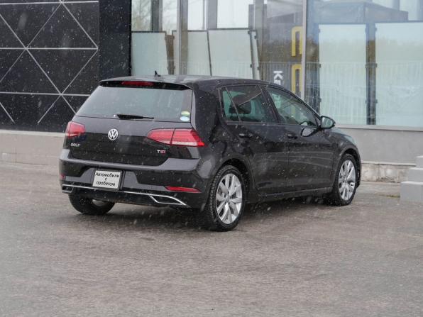Volkswagen Golf VII Рестайлинг с пробегом 2017 года, цена 1 630 000 рублей, 75042 км, хэтчбек, Автокод Объявления