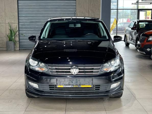 Volkswagen Polo V Рестайлинг с пробегом 2017 года, цена 1 290 000 рублей, 141470 км, седан, Автокод Объявления