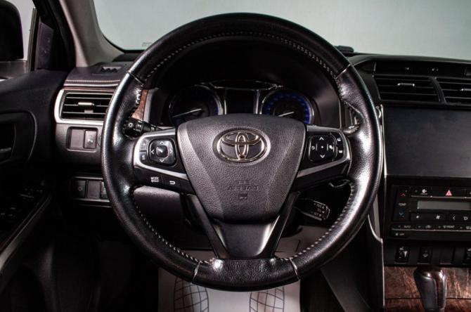 Toyota Camry VII (XV50) Рестайлинг 2 с пробегом 2017 года, цена 2 499 000 рублей, 175000 км, седан, Автокод Объявления
