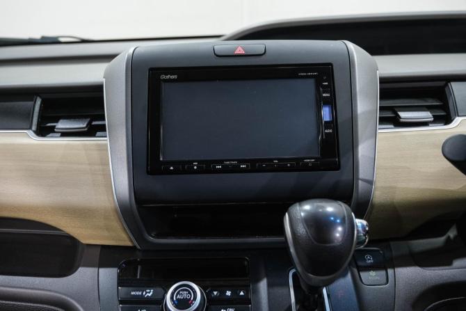 Honda Freed II с пробегом 2017 года, цена 1 449 000 рублей, 134000 км, компактвэн, Автокод Объявления