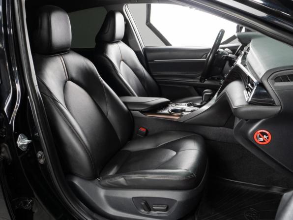 Toyota Camry VIII (XV70) с пробегом 2019 года, цена 2 349 000 рублей, 117171 км, седан, Автокод Объявления
