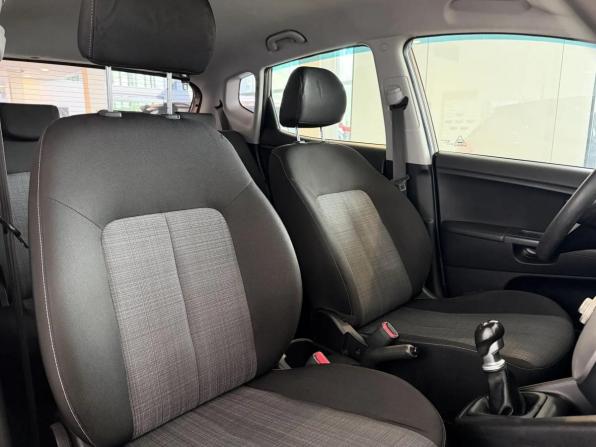 Kia Venga I с пробегом 2012 года, цена 930 000 рублей, 87990 км, минивэн, Автокод Объявления