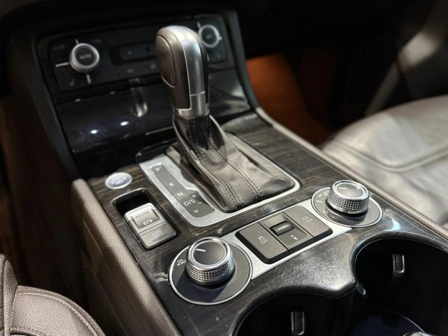 Volkswagen Touareg II Рестайлинг Новосибирск  - изображение 22