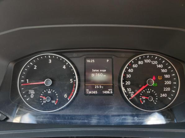 Volkswagen Caravelle T6 с пробегом 2019 года, цена 3 380 000 рублей, 134000 км, минивэн, Автокод Объявления